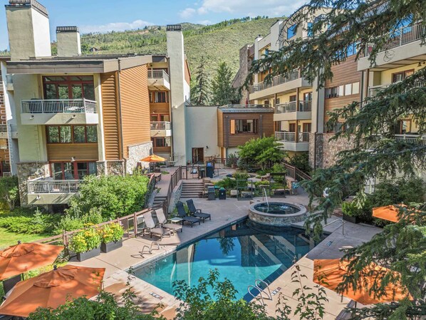 Pool - Lodge at Lionshead 350 (Vail)