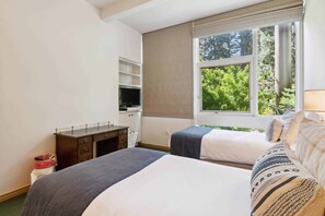3 bedrooms, iron/ironing board, travel cot, WiFi