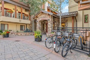 Exterior - Lodge at Lionshead 11 (Vail)