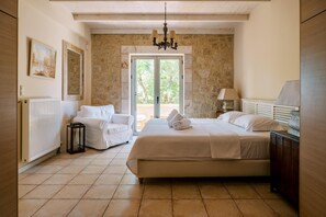 Villa | 6 bedrooms - Riglia Villas. (West Mani)