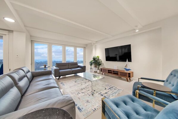 Smart TV - Luxury Beachfront Condo With Amazing Sunset Views (South Padre Island)