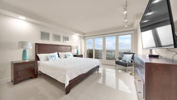 3 bedrooms, desk, free WiFi, bed sheets