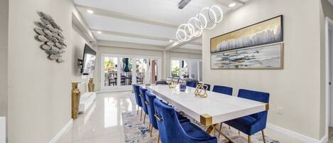 تناول الطعام