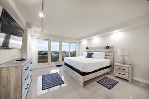 3 soveværelser, skrivebord, gratis Wi-Fi, sengetøj