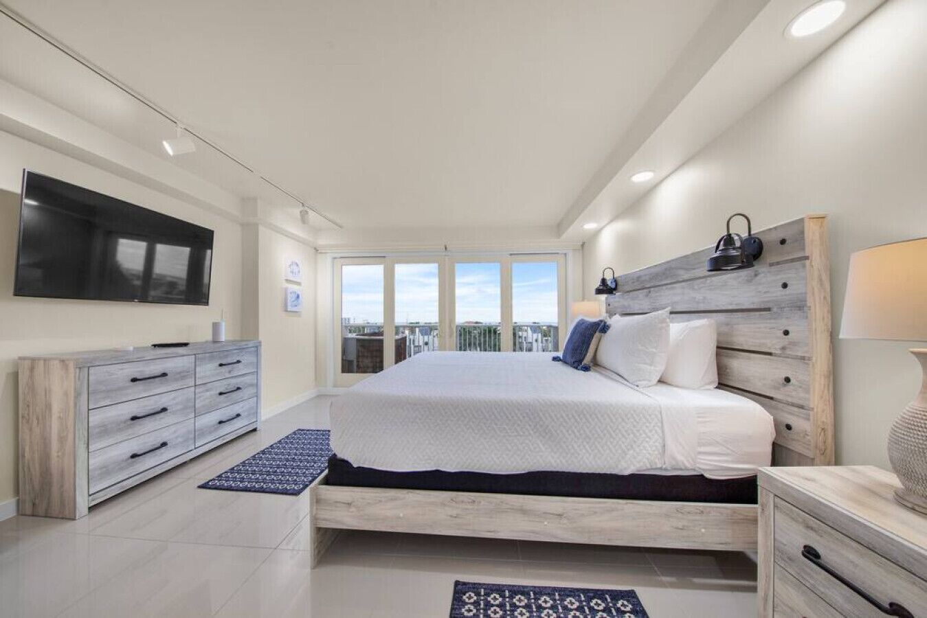 3 bedrooms, desk, free WiFi, bed sheets