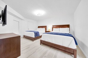 2 bedrooms, desk, free WiFi, bed sheets