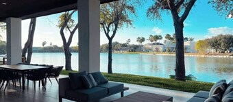 Lake Home: Relax and Unwind in Mission Hidden Gem