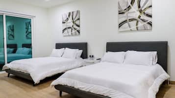 4 bedrooms, iron/ironing board, free WiFi, bed sheets