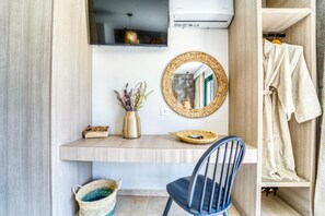 Interior - Heliophos Villa Aelia (Kiotari)