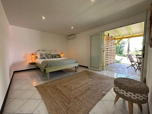 1 habitación, wifi y ropa de cama