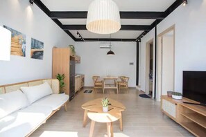 Living area - Maison Mansardee Villa Retreat (Đà Nẵng)