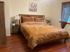 4 室のベッドルーム、アイロン / アイロン台、WiFi、ベッドシーツ