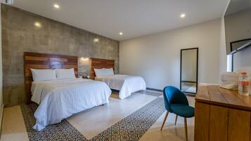 Quarto casal standard | 1 quarto, escrivaninha, Wi-Fi de cortesia, roupa de cama