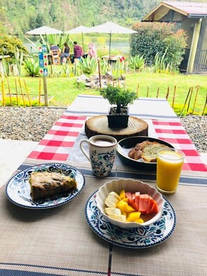 Desayuno continental incluido todos los días 