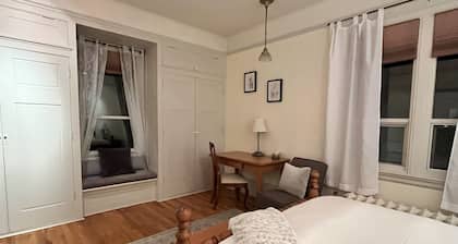 Stirling House Bed & Breakfast