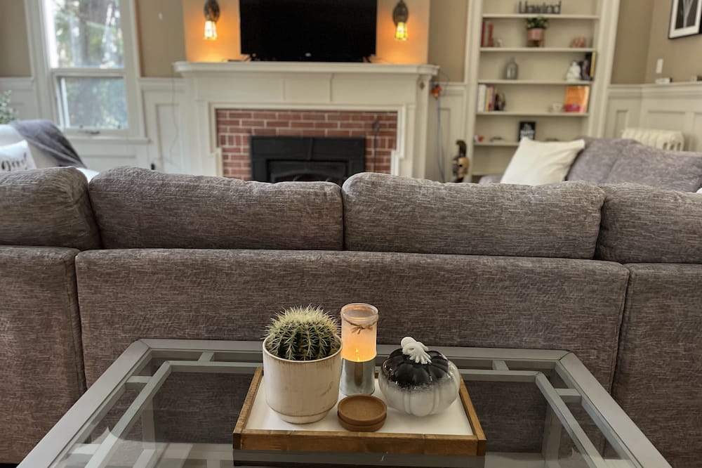 Stirling House Bed & Breakfast