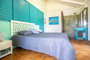 4 室のベッドルーム、セーフティボックス (室内)、アイロン / アイロン台、WiFi (無料)