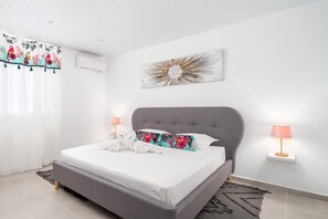 3 bedrooms, in-room safe, iron/ironing board, free WiFi - Villa Sunnydays, family haven of peace (Sainte-Anne)