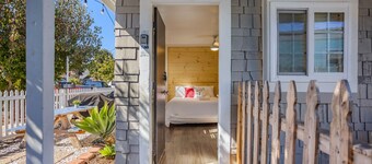 Beachcomber Bliss Sleeps 4 Free Parking 2BLKS to Ocean