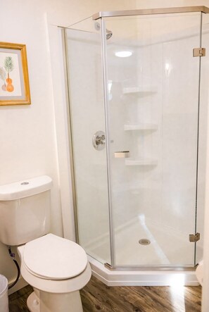 Handdoeken, toiletpapier