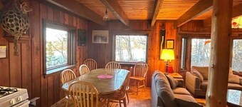 Eye of Denali: Denali View/River Front