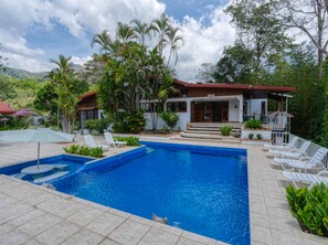 Piscina externa