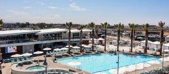 Sun Outdoors San Diego Bay