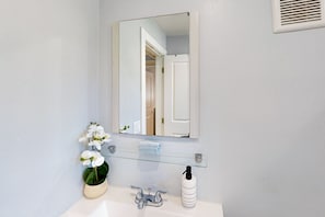 Hair dryer, towels