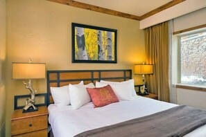 2 soverom, strykejern/-brett, wi-fi og sengetøy