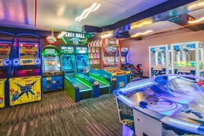 Games room - Westgate Park City - Ski-In Ski-Out - Upscale Resort Property - Sleeps 8 (Park City)