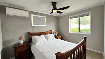 3 bedrooms, iron/ironing board, travel cot, WiFi