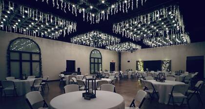 The Woods Suite #306 Free Arcade, Movie Theater, Patio Area, Playground and more