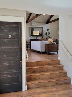 Interior - Peaceful Missoula Mountain View Home (Missoula)