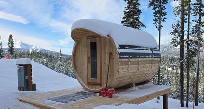 Deer Friends Cabin Escape