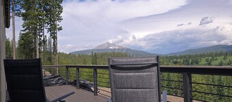 Deer Friends Cabin Escape