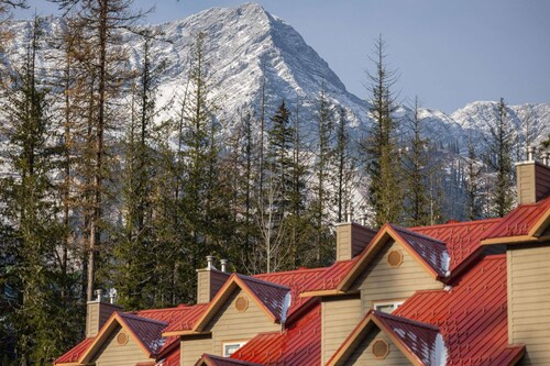 Your Mountain Getaway Awaits at Fernie Alpine Resort with Private Hot Tub