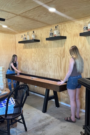 Games room - The Tanko House. A great place for your next vacation, staycation or celebration (Angels Camp)