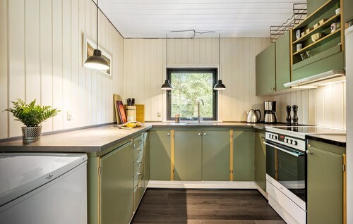 Beautiful home in Give with kitchen