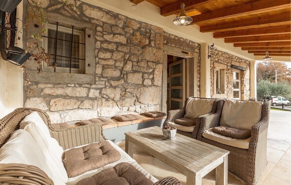 Terrace/patio - Amazing home in Labin - Rabac (Labin - Rabac)