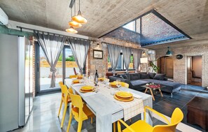 Dining - Amazing home in Kanfanar (Kanfanar)