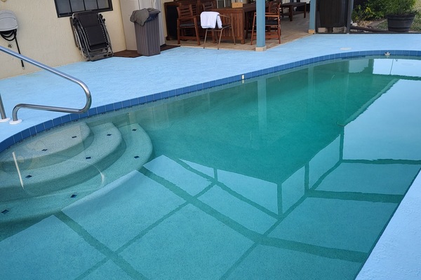 6 foot deep refreshment