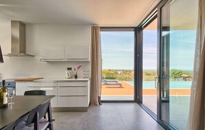 Fridge, microwave, oven, dishwasher - Awesome home in Porec with private swimming pool, can be inside or outside (Porec)
