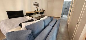 1 Schlafzimmer, Schreibtisch, Bügeleisen/Bügelbrett, kostenloses WLAN
