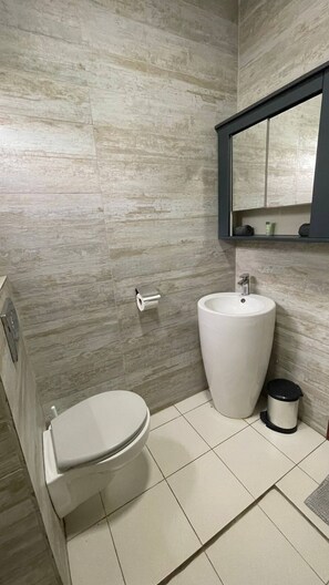 Seife, Toilettenpapier