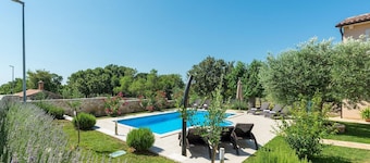 Villa Natura Mikulezi