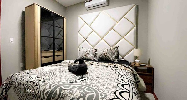 2 dormitorios, tabla de planchar con plancha, wifi y ropa de cama