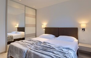 3 Schlafzimmer, Bügeleisen/Bügelbrett, Reisekinderbett, kostenloses WLAN
