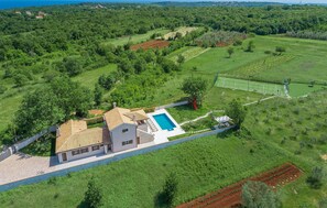 Exterior - Beautiful home in Marcana with sauna (Marcana)