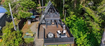 Escape to Falcon Cove on the Oregon Coast