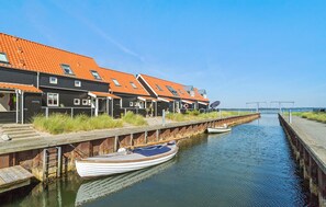 Marina - Gorgeous home in Juelsminde with WiFi (Juelsminde)
